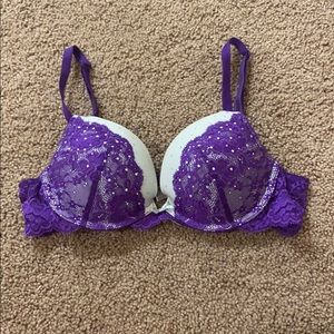 Victoria Secrets Bra
